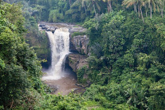 Tegenungan vattenfall